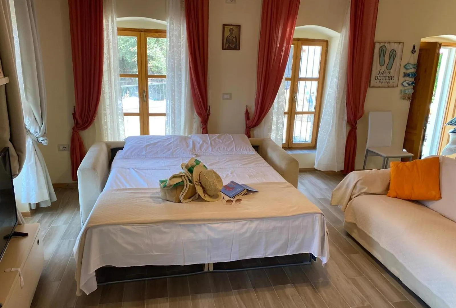 Apartament Karolas Home Dhërmi Albania